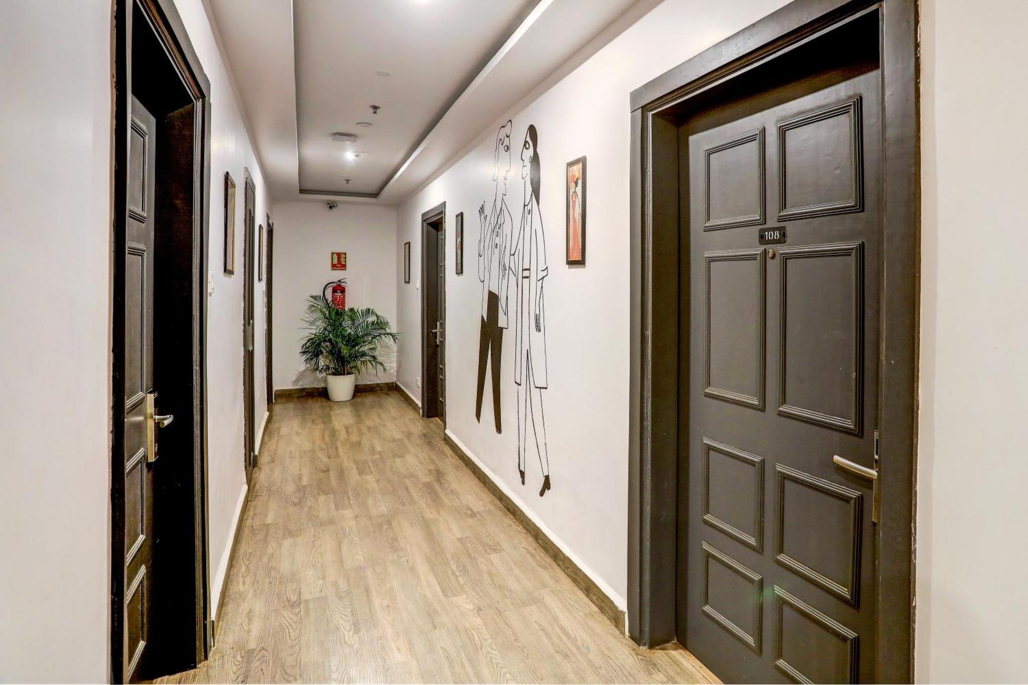 Super Townhouse Swain Heritage ブバネーシュワル エクステリア 写真